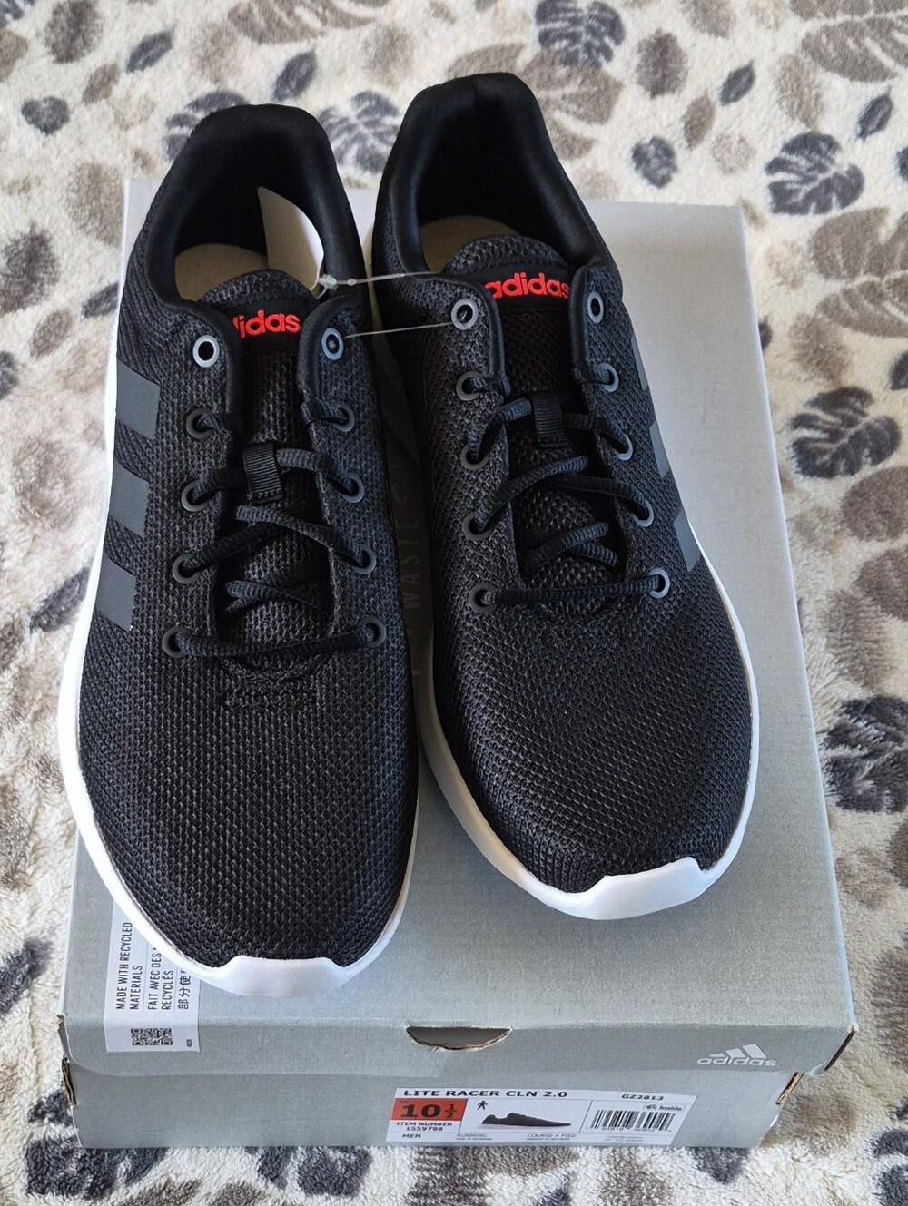 adidas Men’s Black Running Sneakers with Cloudfoam comfort insole